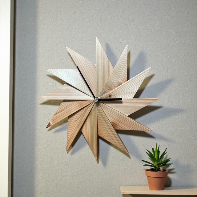 Toki-Uzumaki260-001吉野杉の寄木時計